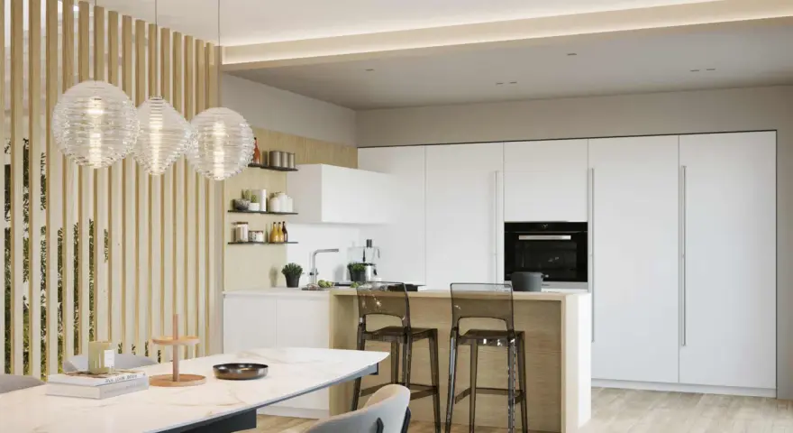 Un elegante open space moderno con cucina bianca minimalista, isola con sgabelli trasparenti e un tavolo da pranzo in marmo.